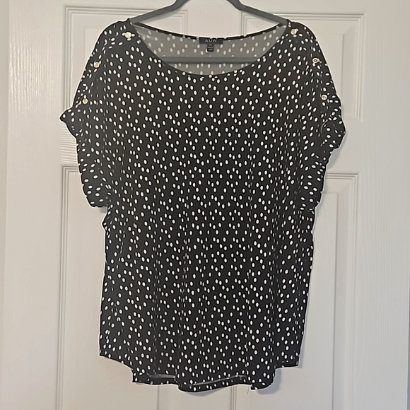 AUW Tops - 2X Short Sleeve Blouse